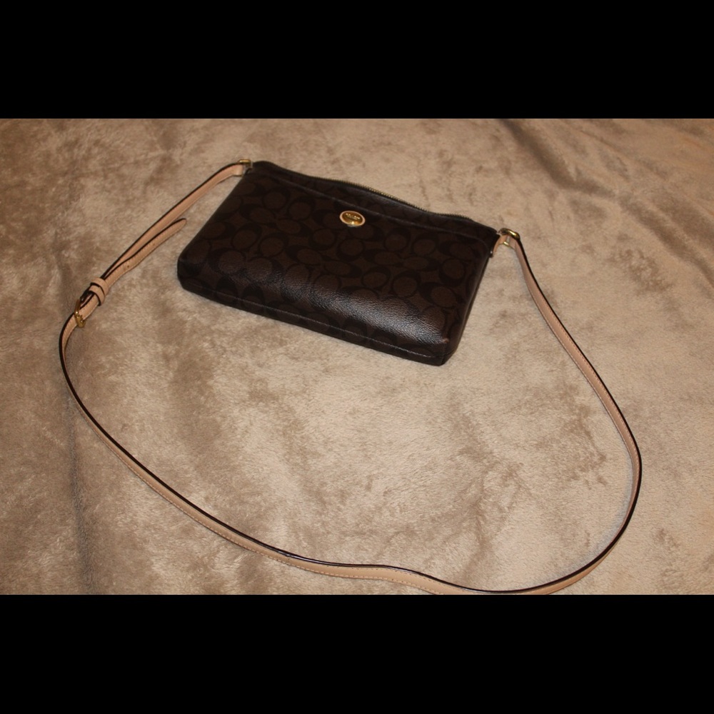 Coach Crossbody - Picture 3 of 3